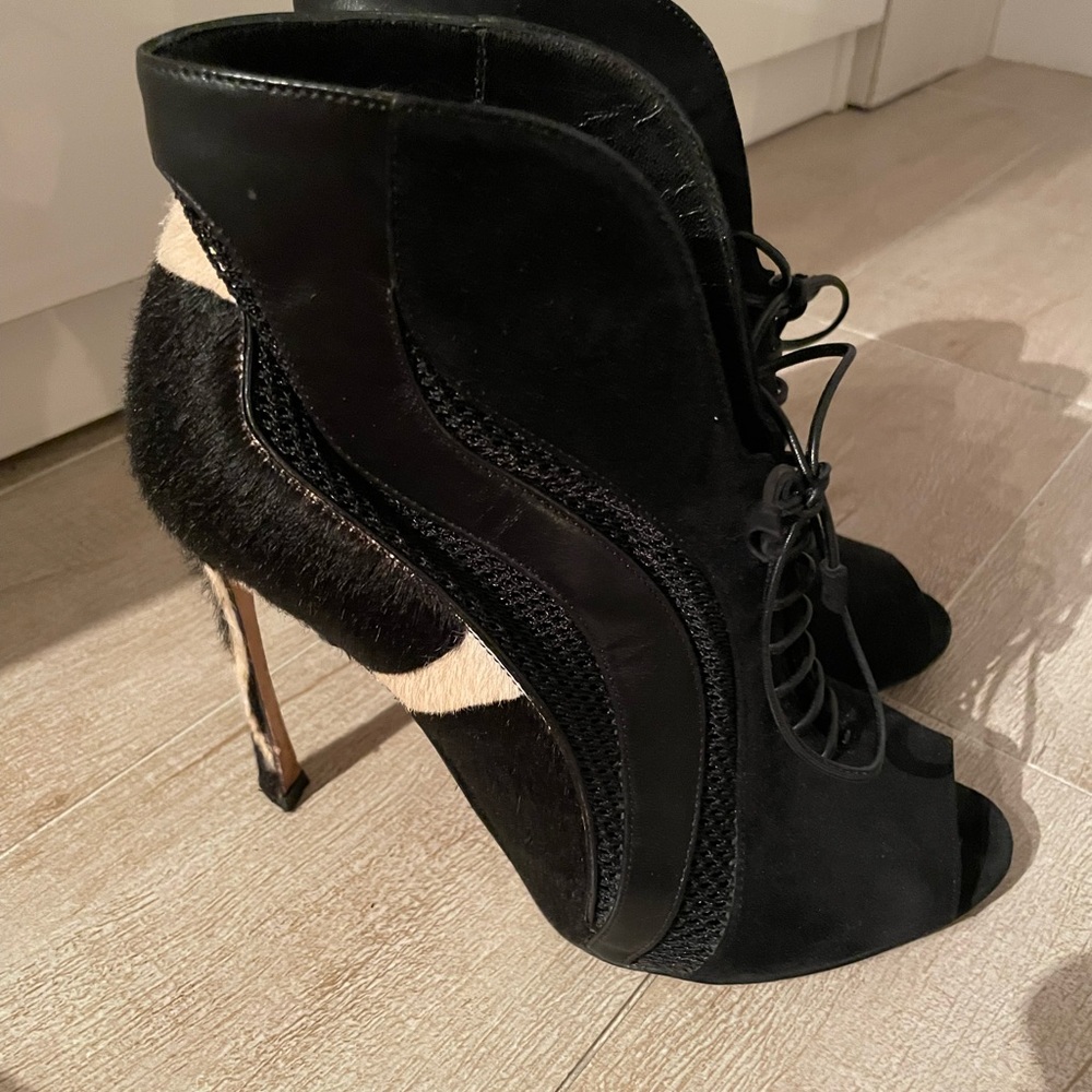 Sergio Rossi Black and Cream Lace-Up Heels